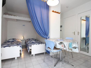 Charmant T1 avec Loggia au Sud, Calme, Près Centre-Ville, Garage, Bien Équipé - FR-1-553-58